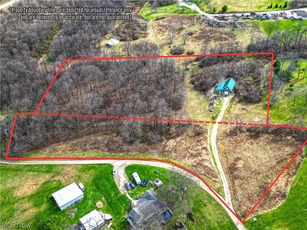 9520 Mcglade School Road Property Photo 4