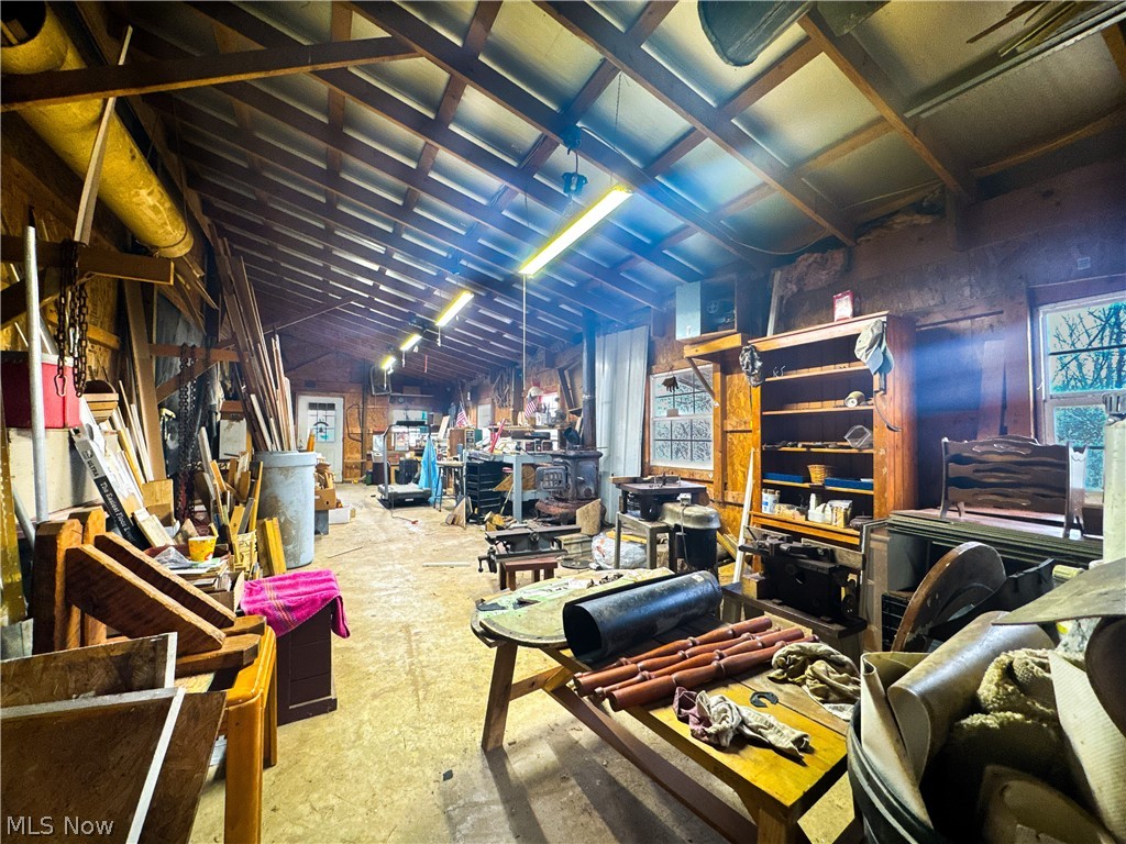 9520 Mcglade School Road Property Photo 11
