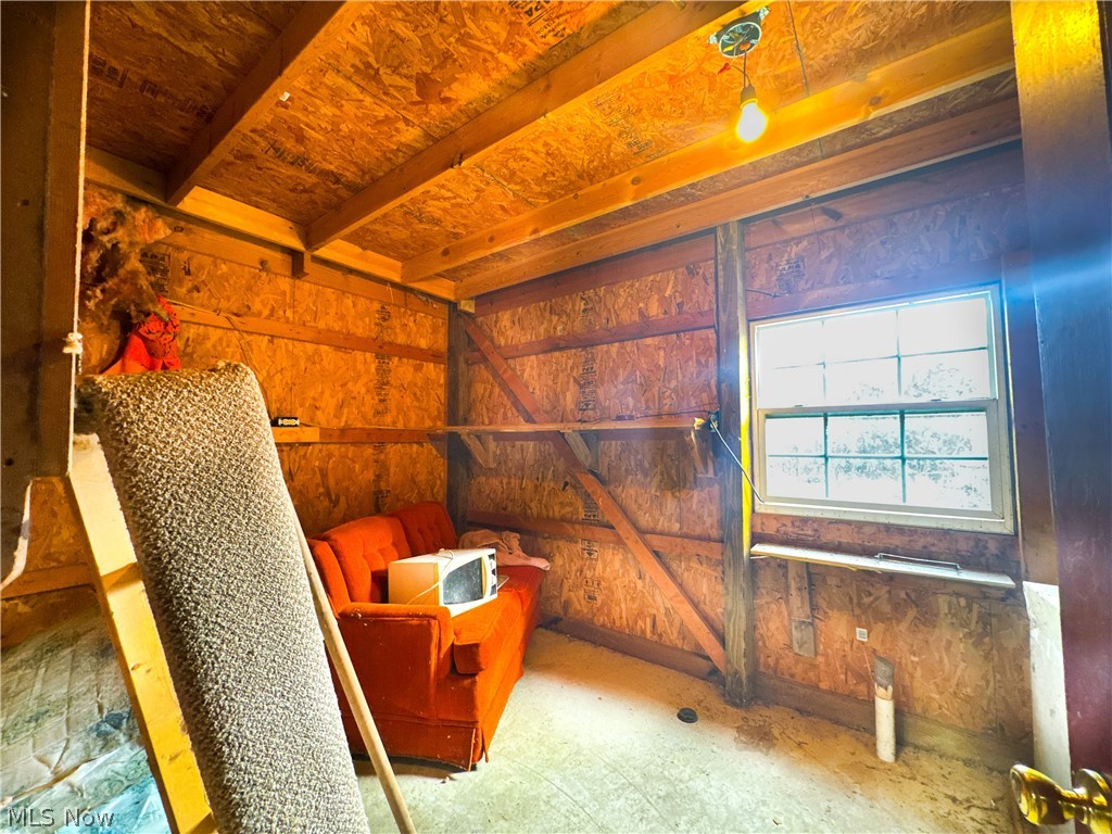 9520 Mcglade School Road Property Photo 13
