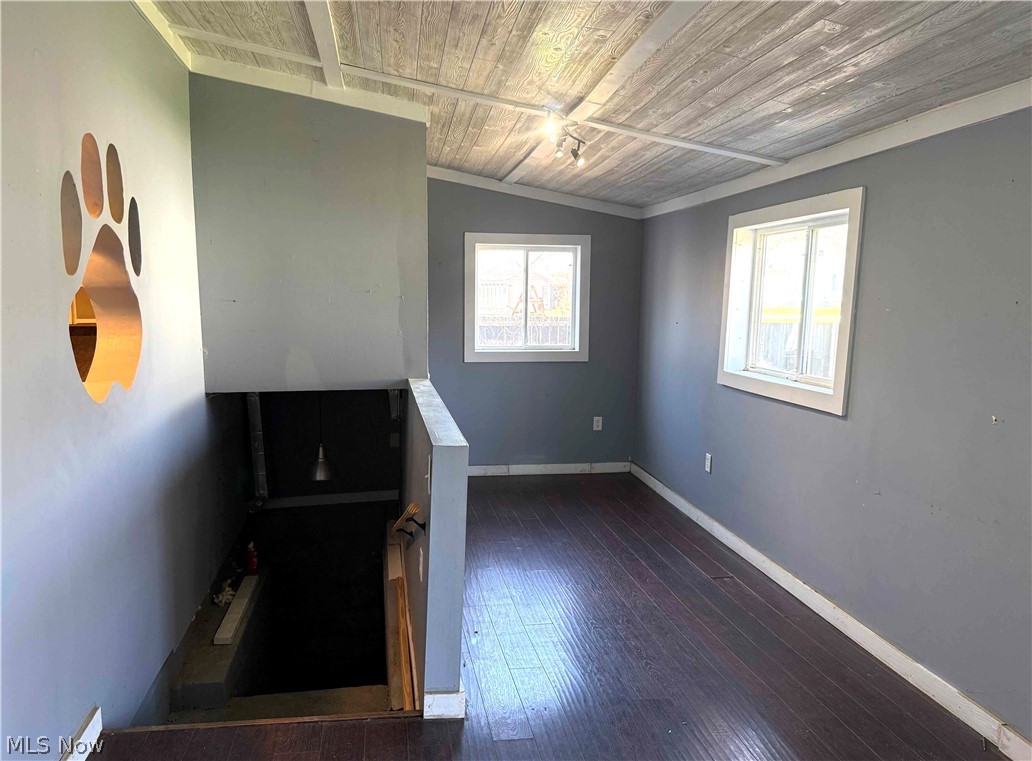 425 Second Street Property Photo 6