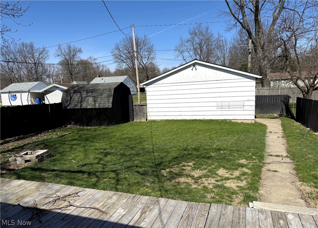 425 Second Street Property Photo 7