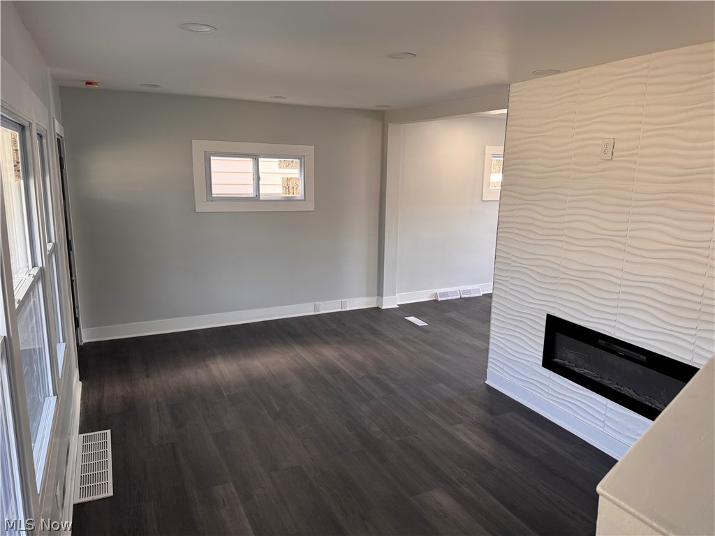 13820 S Parkway Drive Property Photo 13