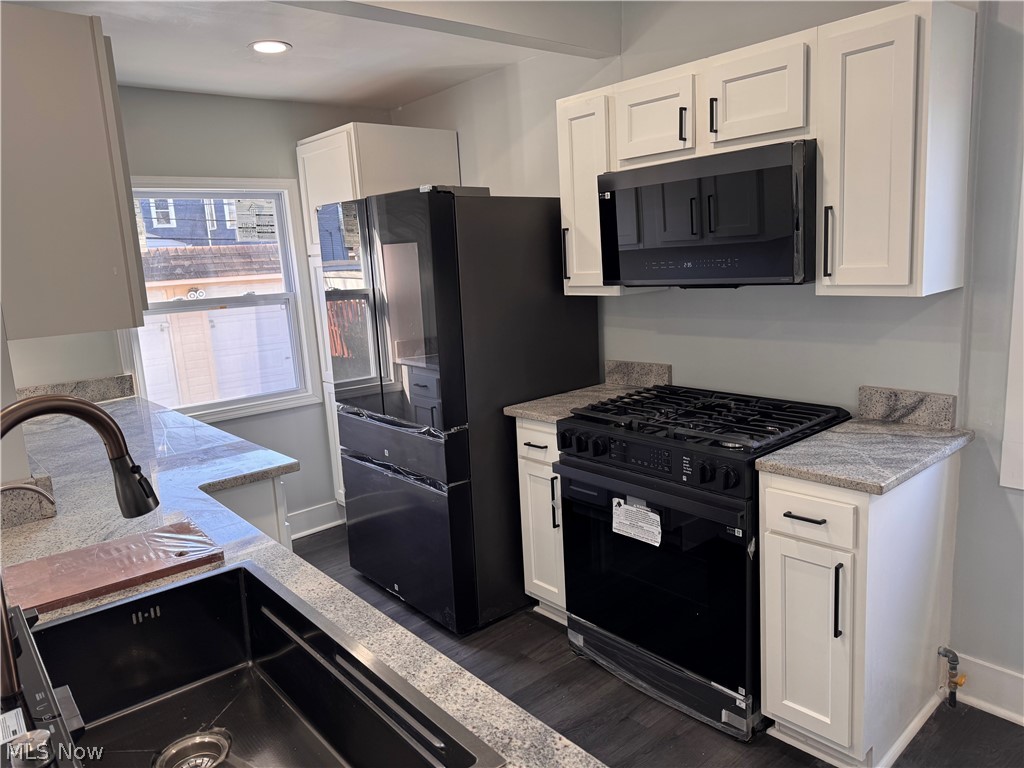 13820 S Parkway Drive Property Photo 18