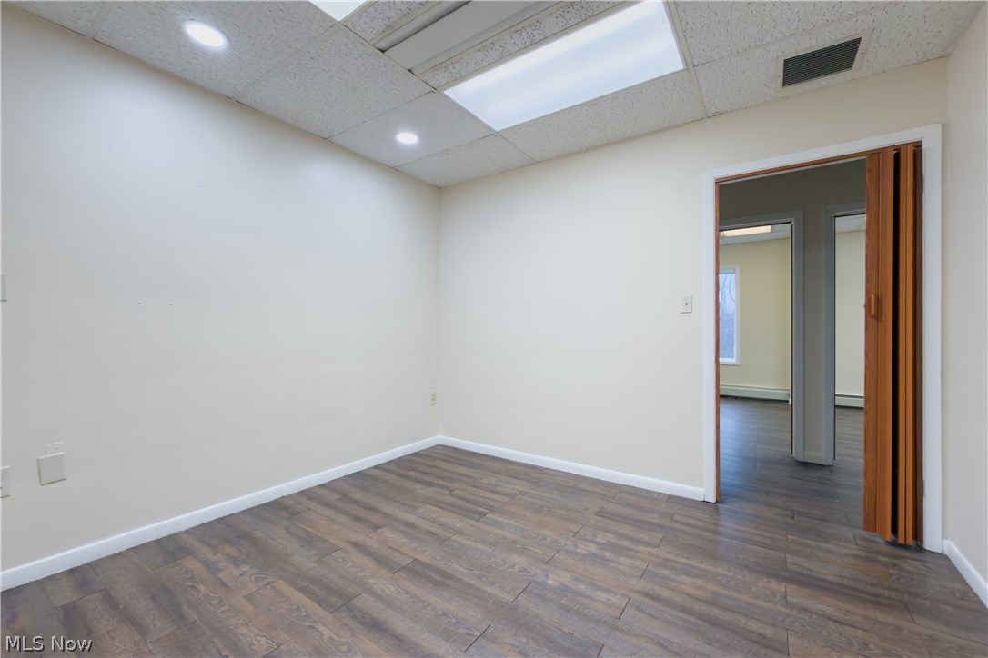 25701 Lakeland Boulevard Property Photo 9