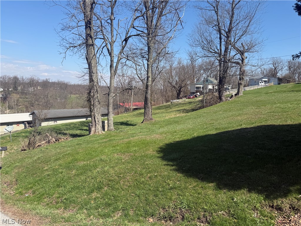 126 Oak Street Property Photo 3