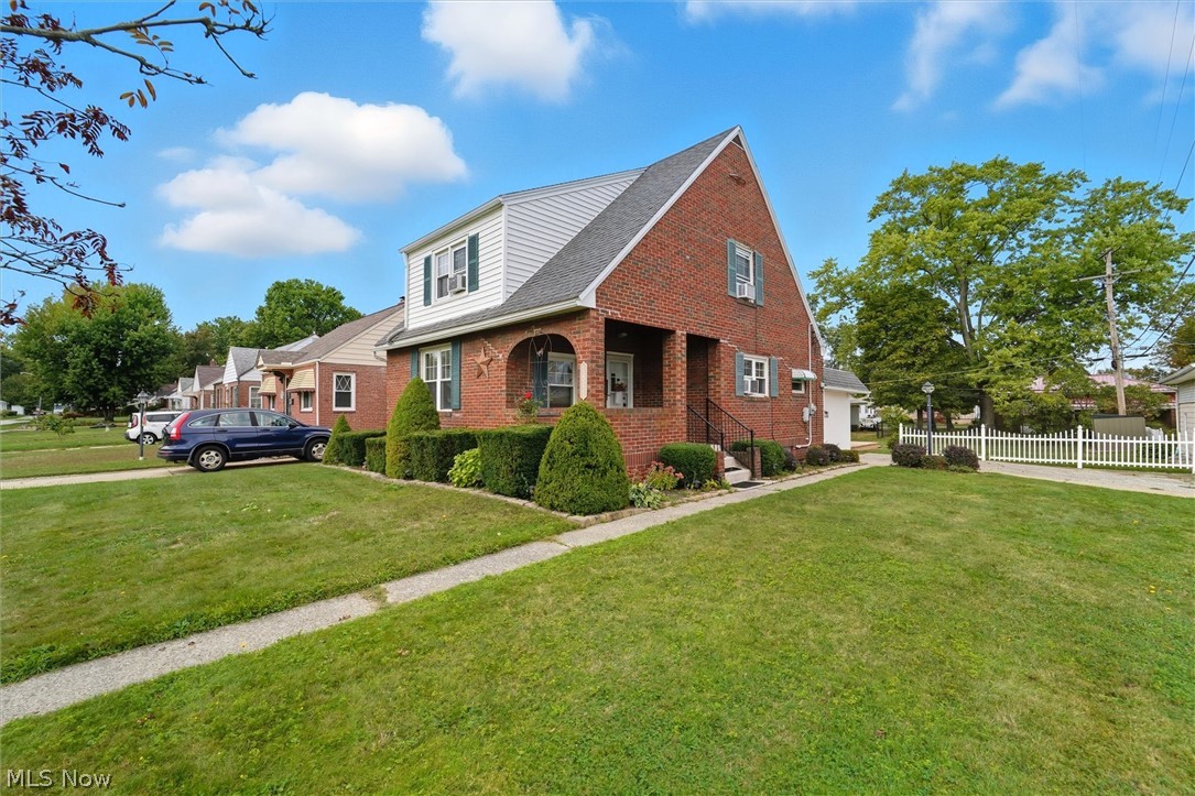 1811 E 30th Street Property Photo 1