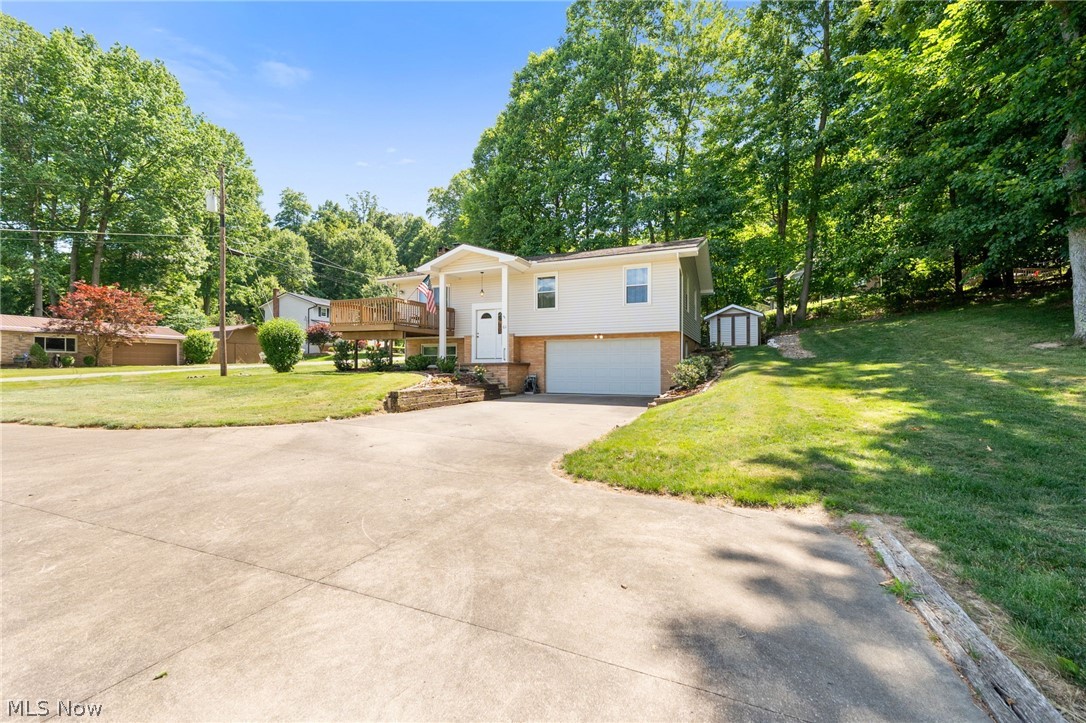 63 W Mohawk Drive Property Photo 2