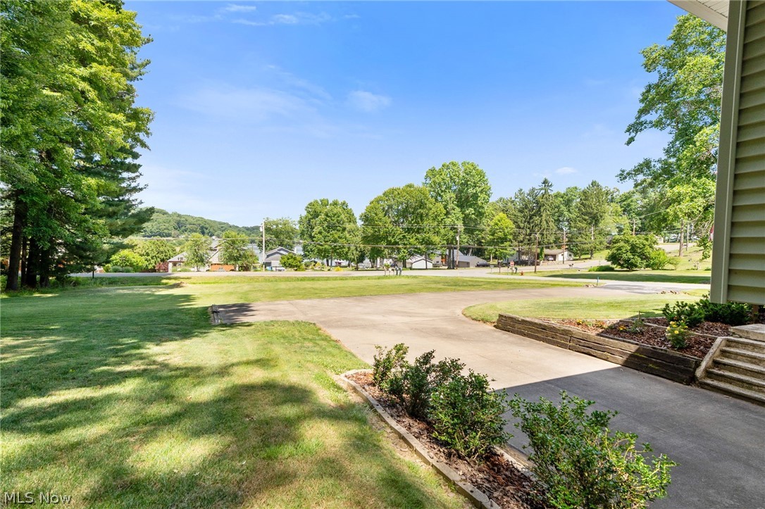 63 W Mohawk Drive Property Photo 4
