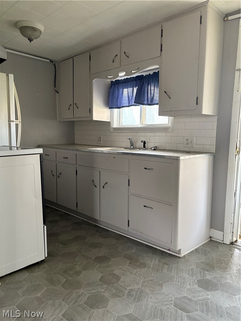 237 Race Avenue Property Photo 15