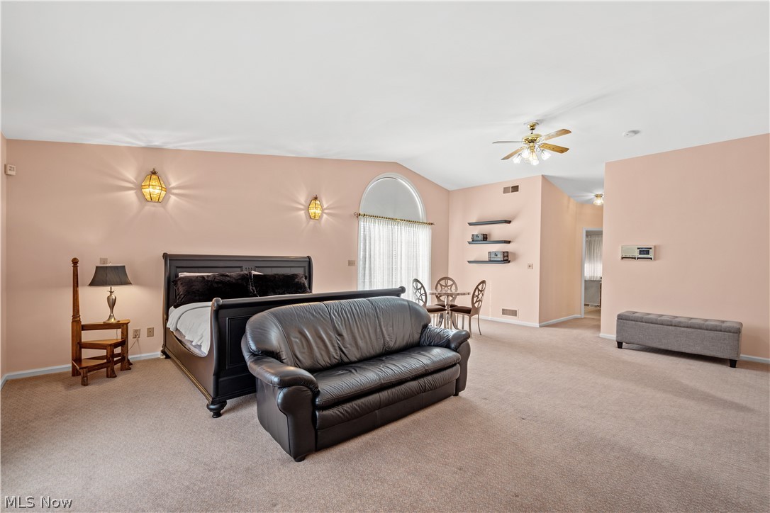 52 Hilda Circle Property Photo 22