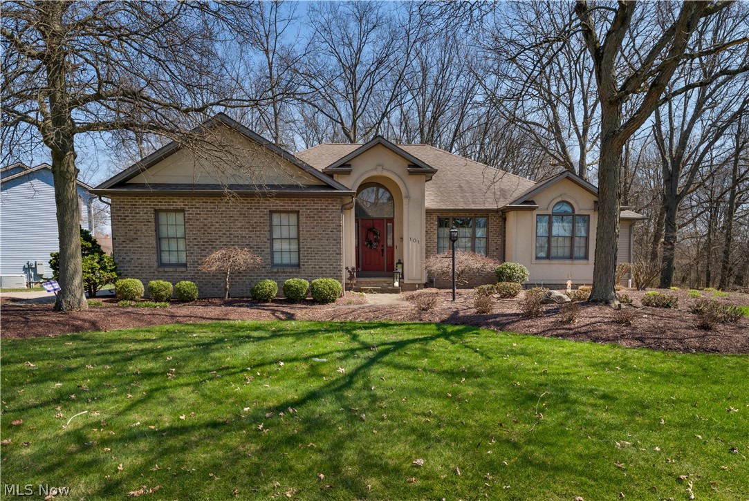 101 Pin Oak Place Property Photo 1