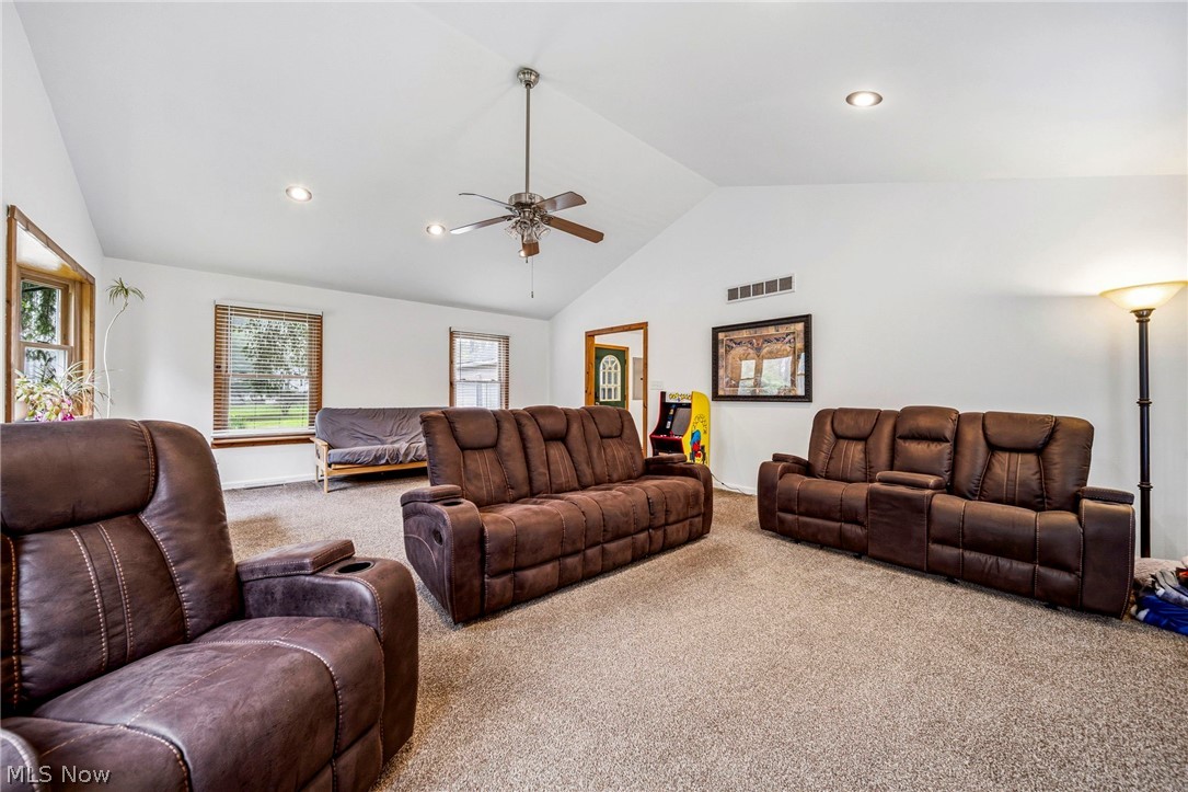 109 Cornelia Drive Property Photo 4