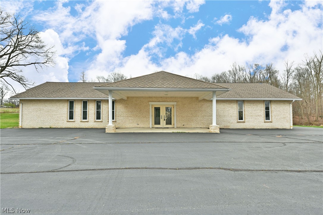 6000 Webber Cole Road Property Photo 3