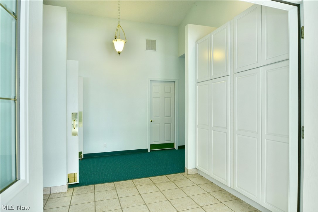 6000 Webber Cole Road Property Photo 10