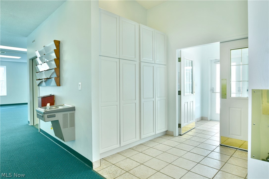6000 Webber Cole Road Property Photo 12