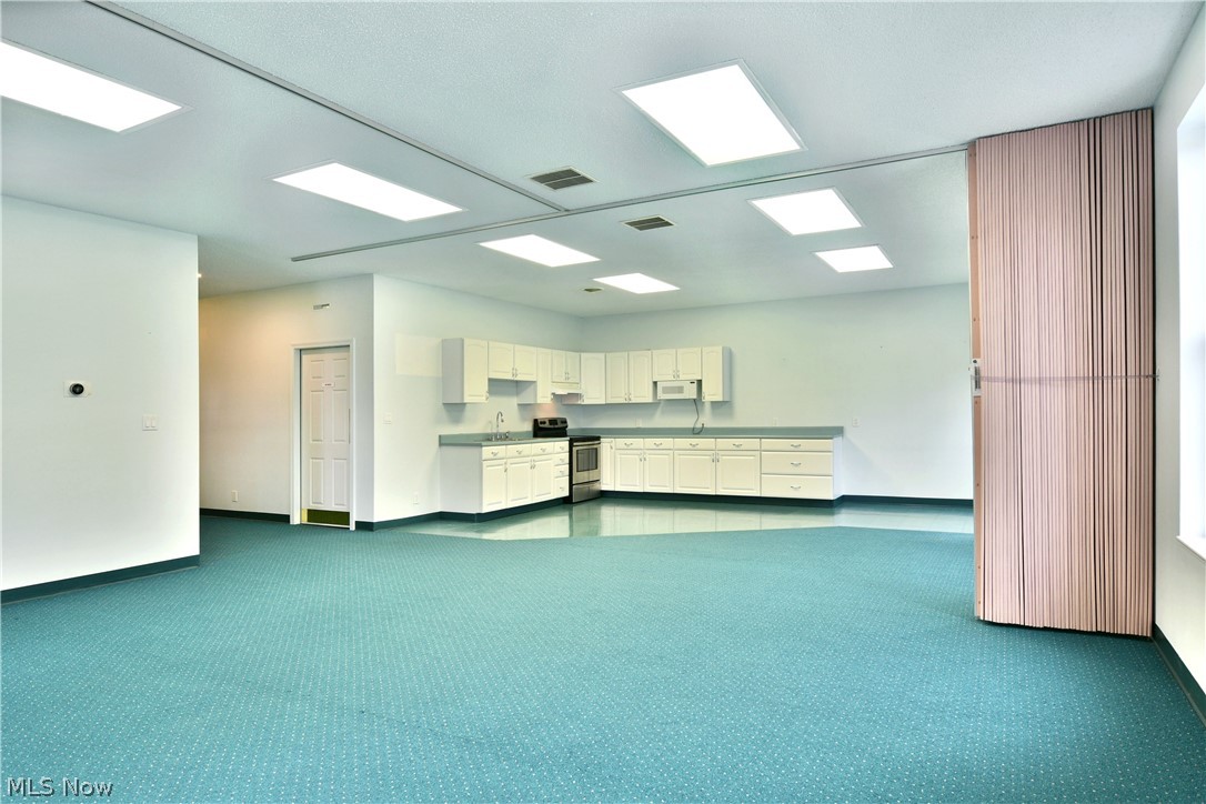 6000 Webber Cole Road Property Photo 35