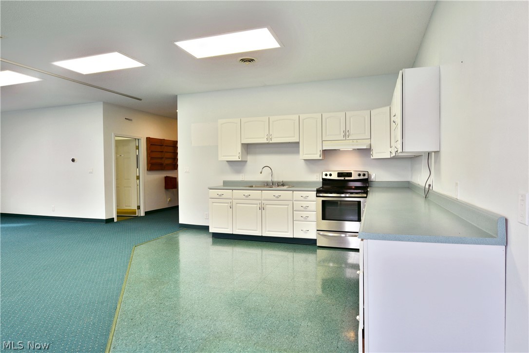 6000 Webber Cole Road Property Photo 37