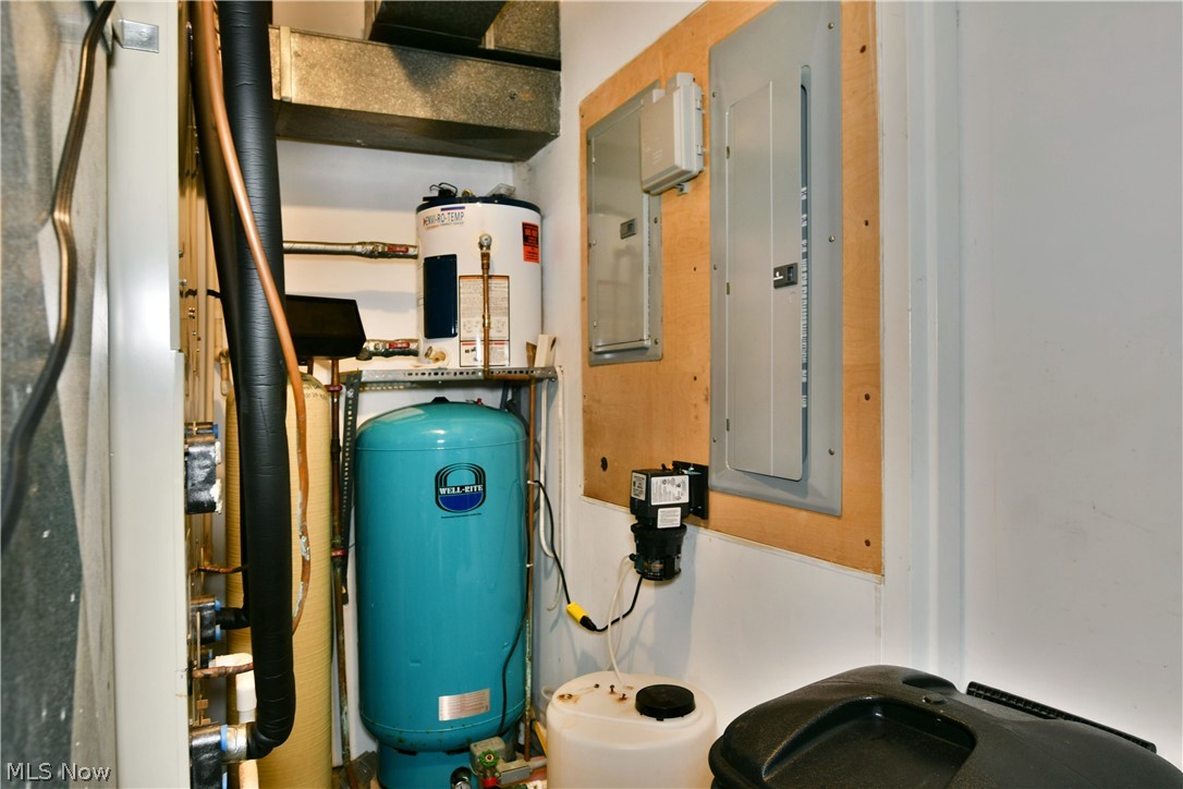 6000 Webber Cole Road Property Photo 44