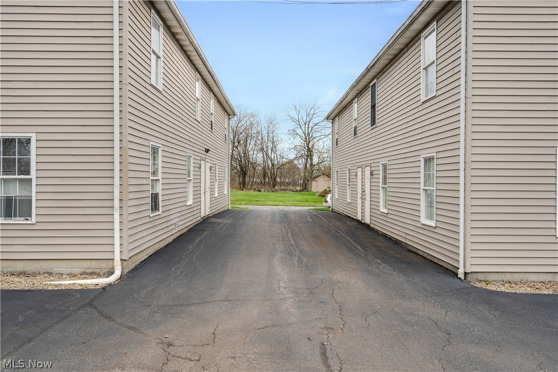 832 Michigan Avenue Property Photo 4
