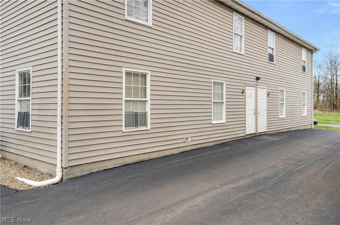 832 Michigan Avenue Property Photo 7