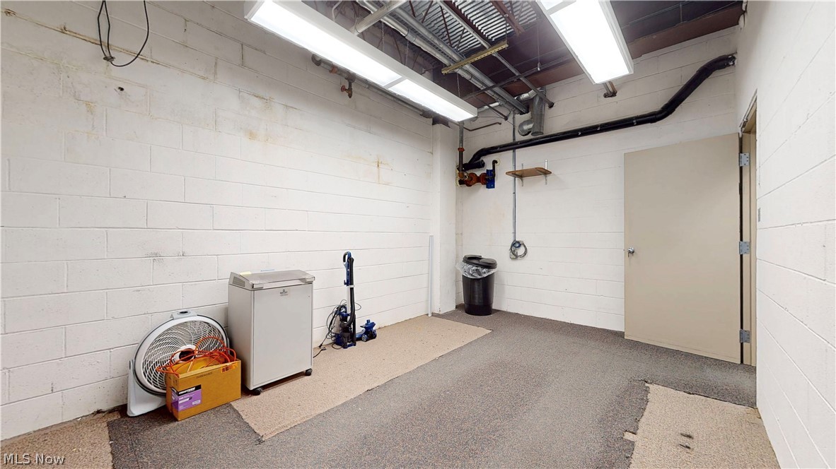 2230 Sunset Boulevard Property Photo 48