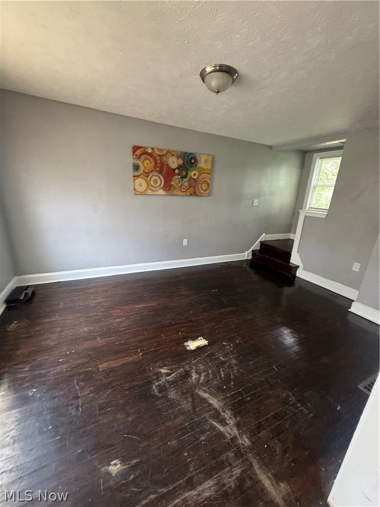 10604 Nelson Avenue Property Photo 11