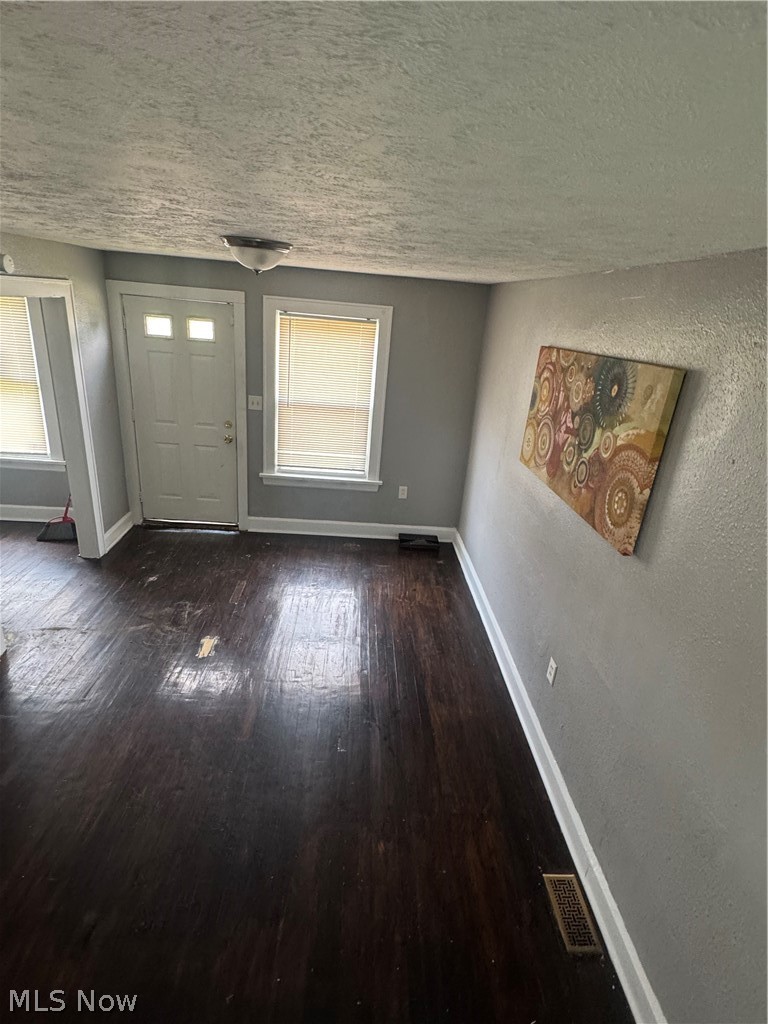 10604 Nelson Avenue Property Photo 12