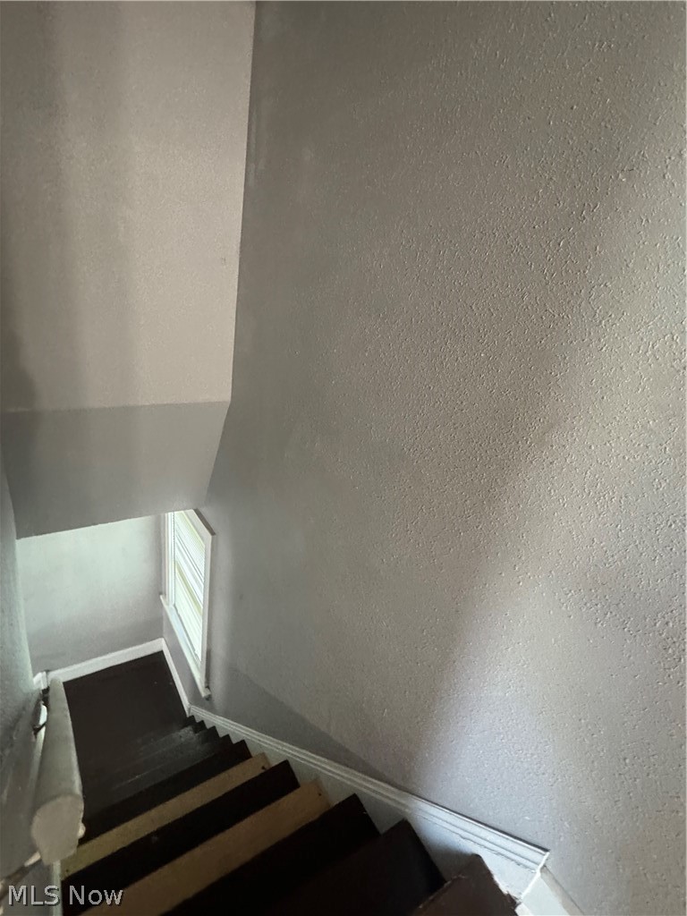 10604 Nelson Avenue Property Photo 13