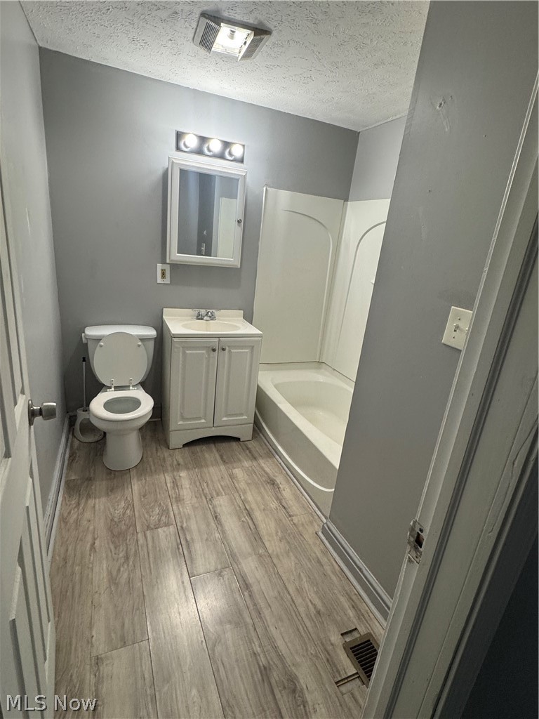 10604 Nelson Avenue Property Photo 15