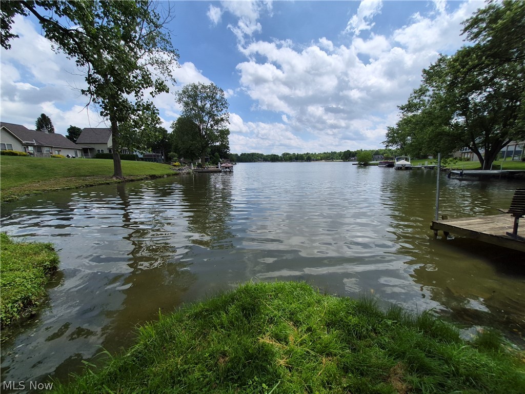 4138 Cedar Lane Property Photo 4