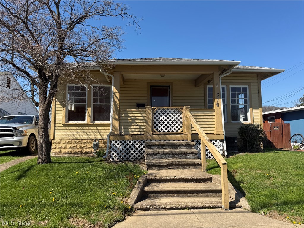 376 E State Street Property Photo 1