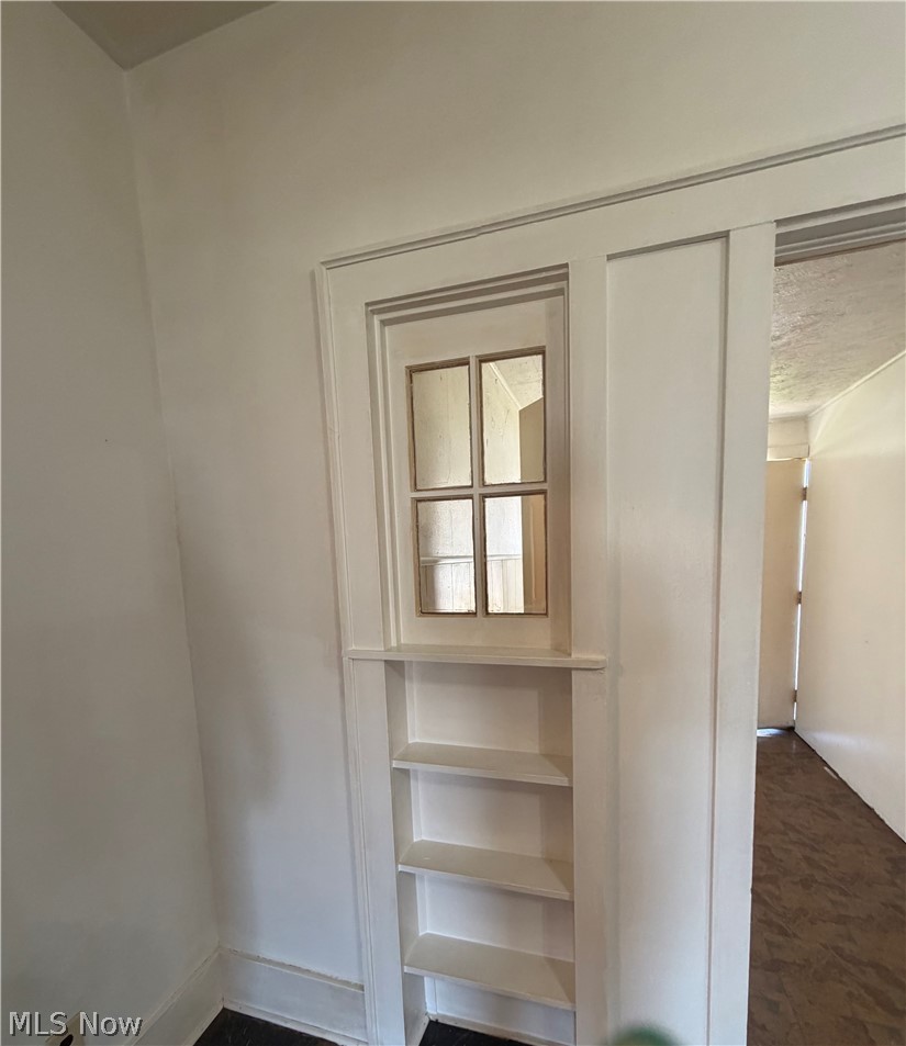 376 E State Street Property Photo 5