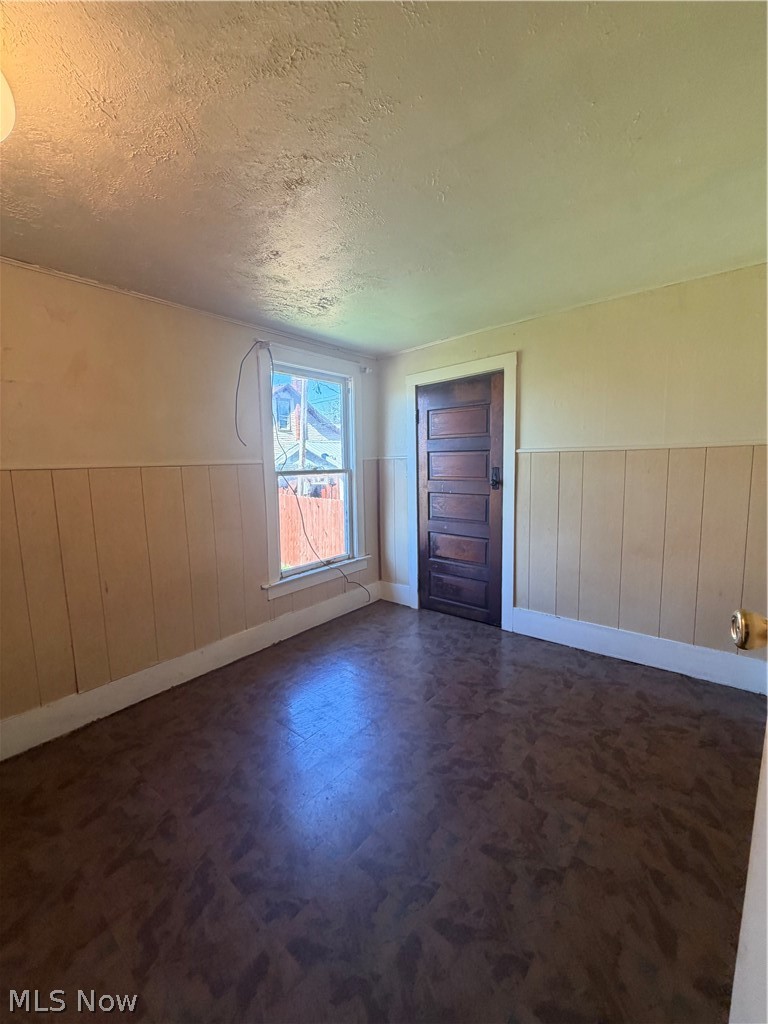 376 E State Street Property Photo 14