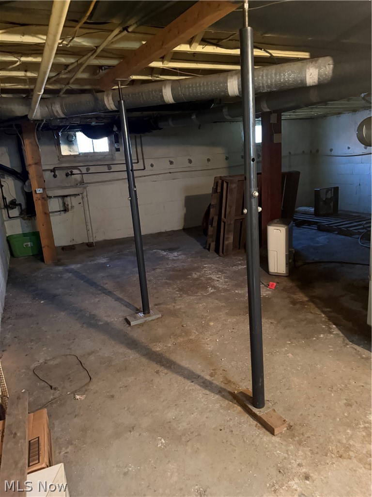 376 E State Street Property Photo 19