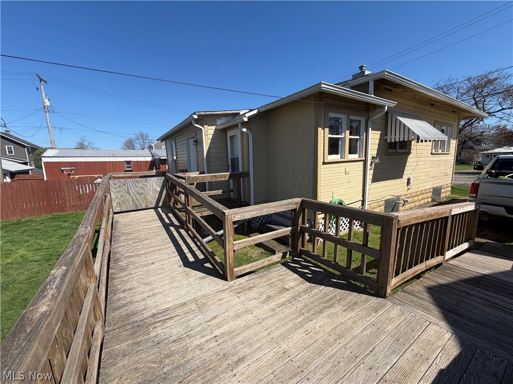 376 E State Street Property Photo 24