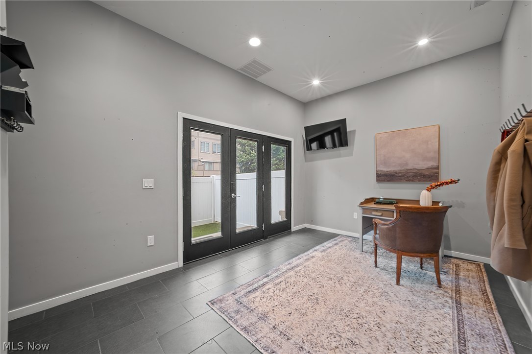 3114 Vine Court Property Photo 4