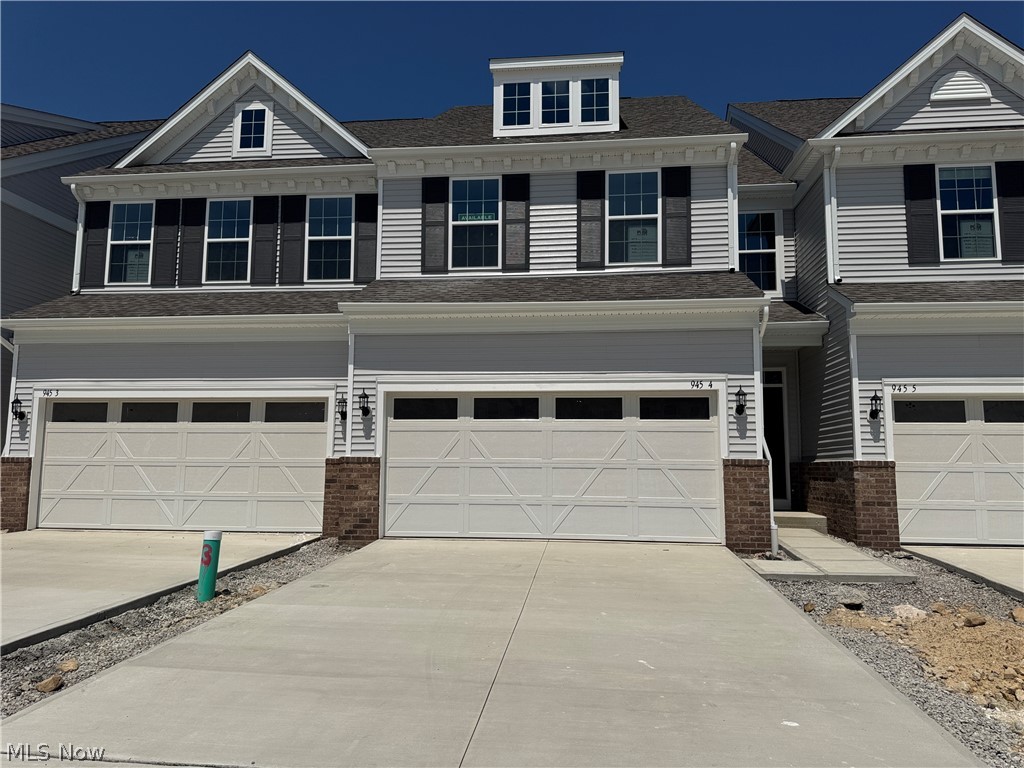 945-4 Memory Lane Property Photo 1