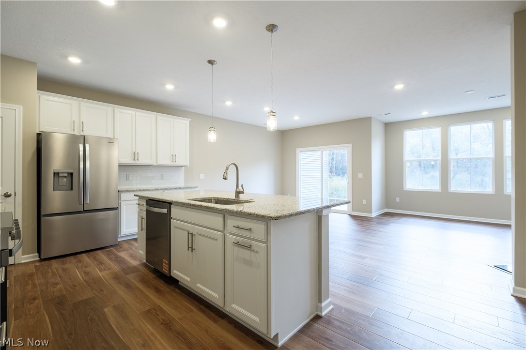 945-4 Memory Lane Property Photo 11