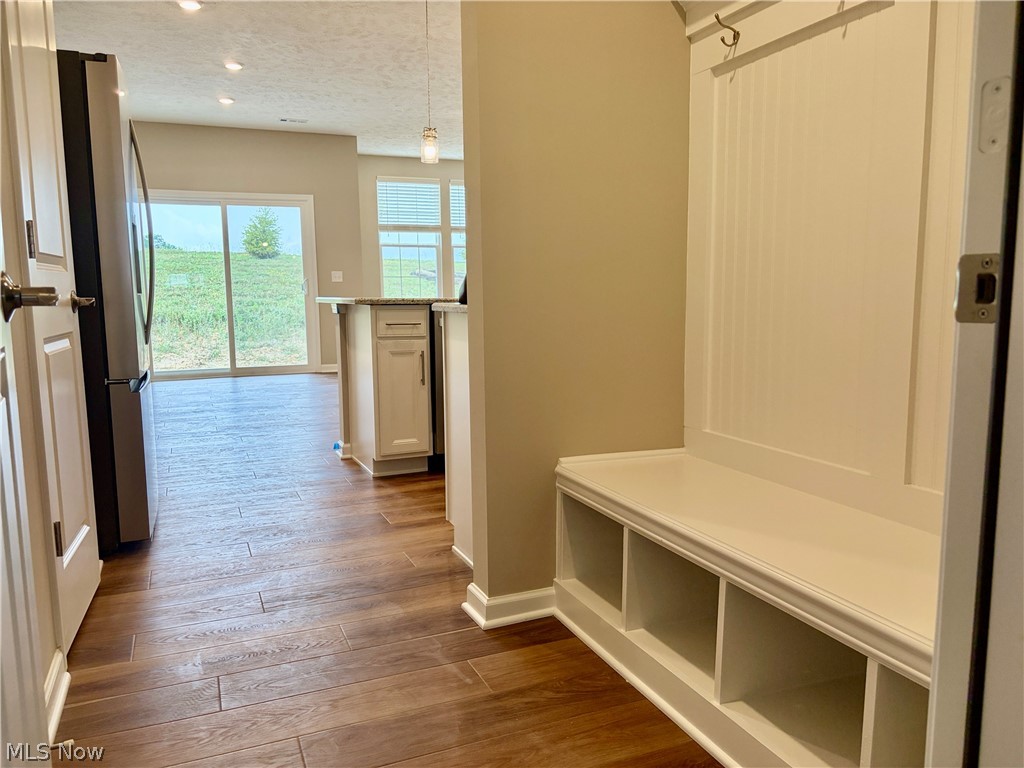 945-4 Memory Lane Property Photo 17