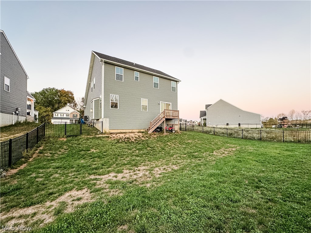 2092 Sugar Maple Drive Property Photo 45