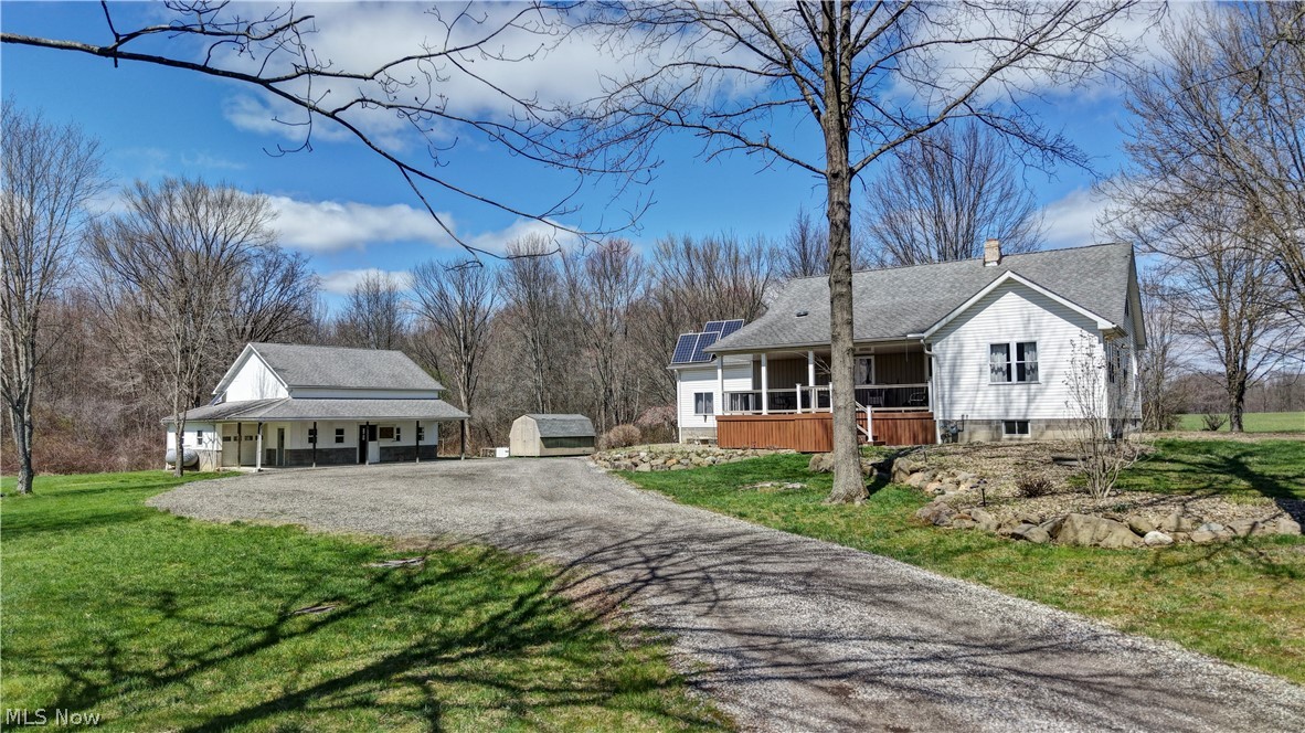 3620 Geauga Portage Easterly Road Property Photo 1