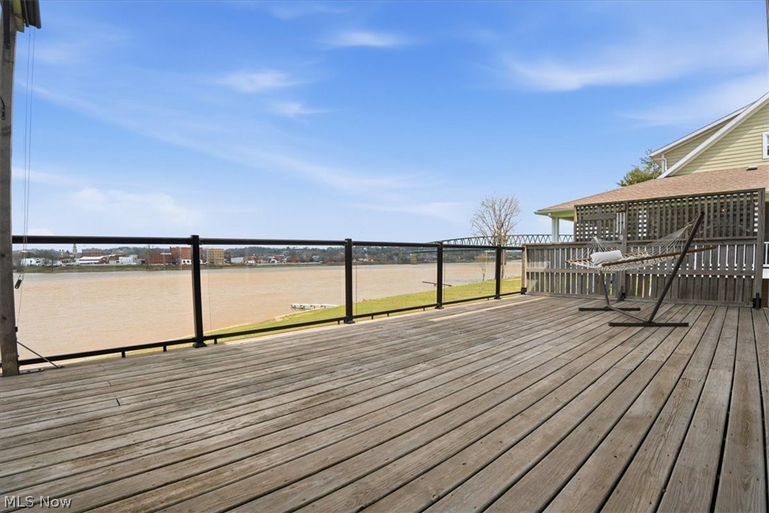 2 Stern Drive Property Photo 24