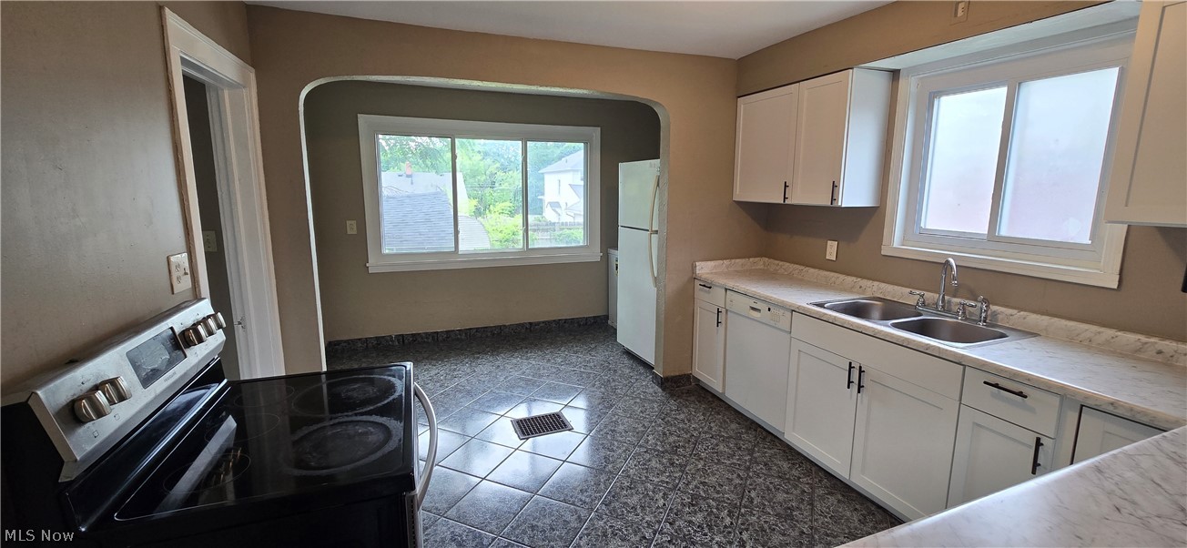 914 Dan Street Property Photo 6