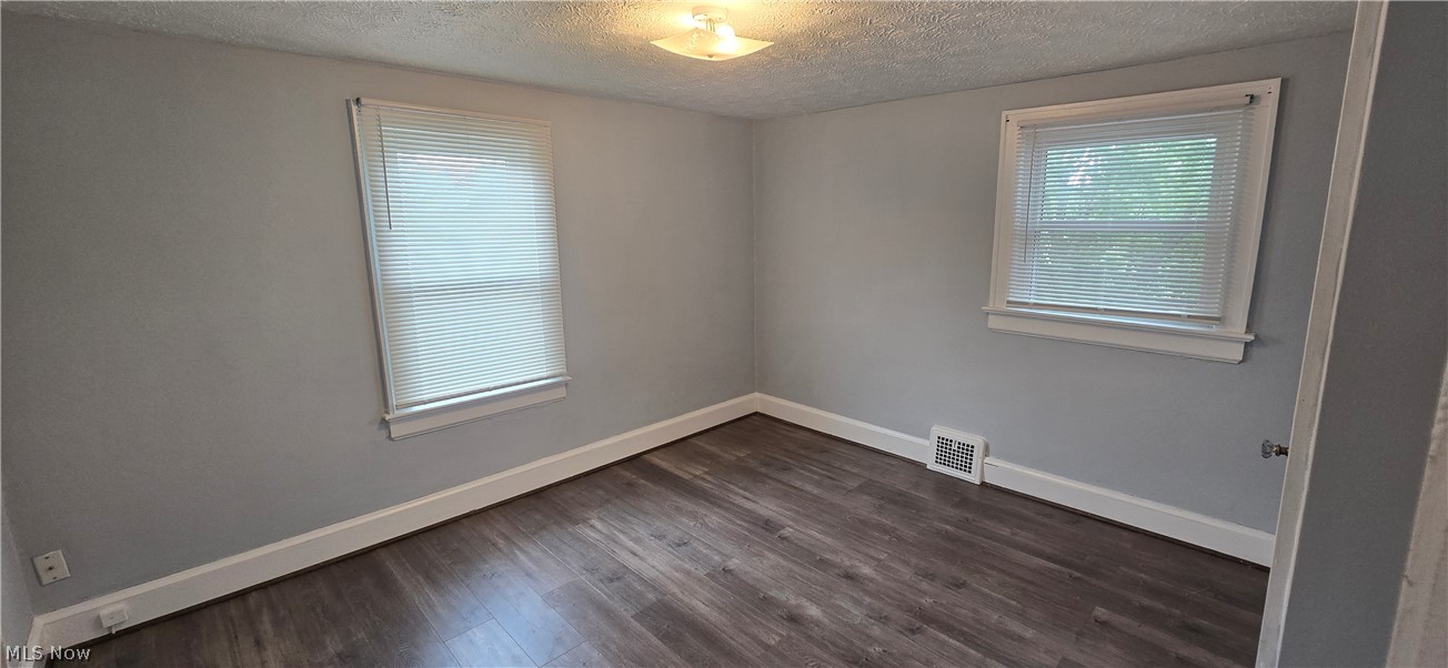 914 Dan Street Property Photo 13