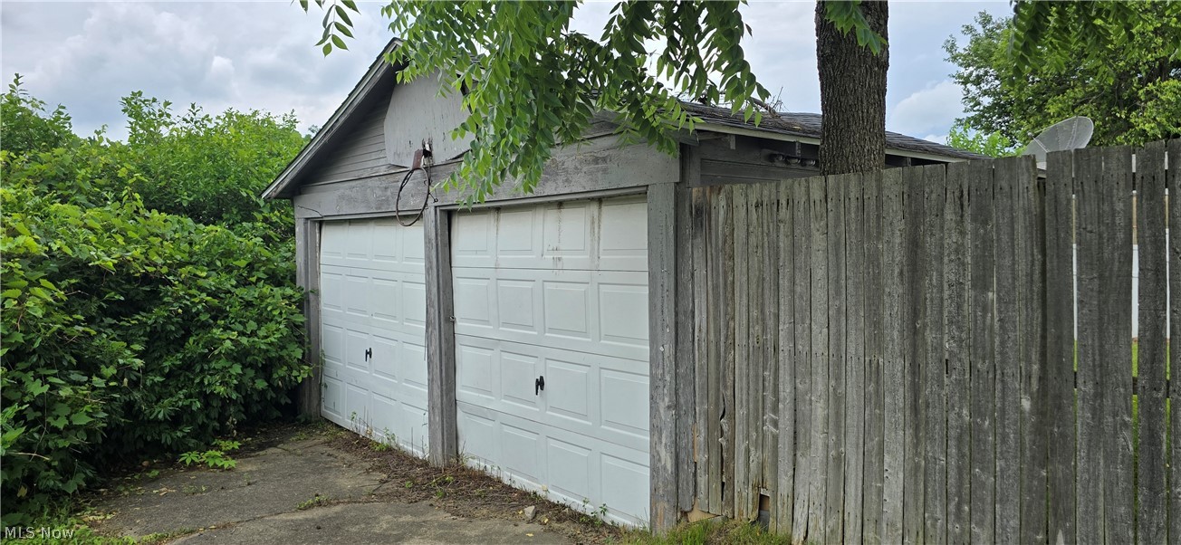 914 Dan Street Property Photo 14