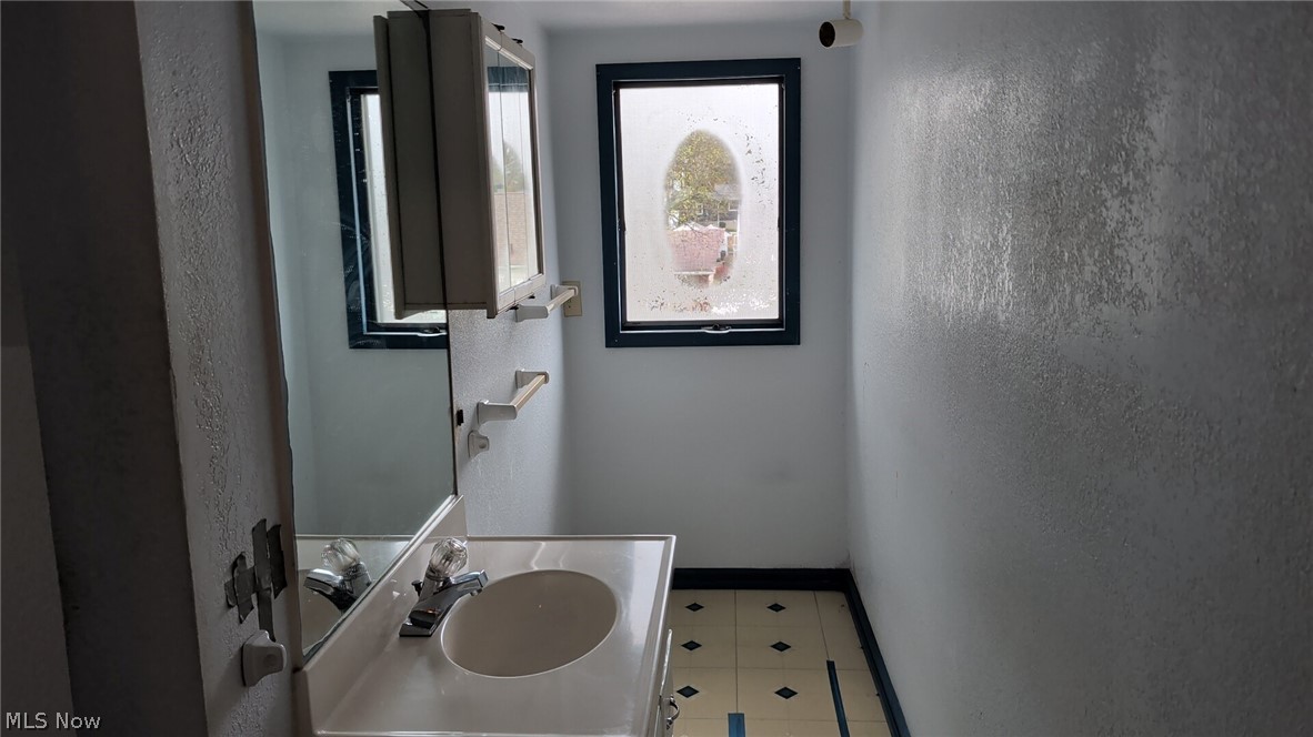 1857 12th Street Sw Property Photo 10