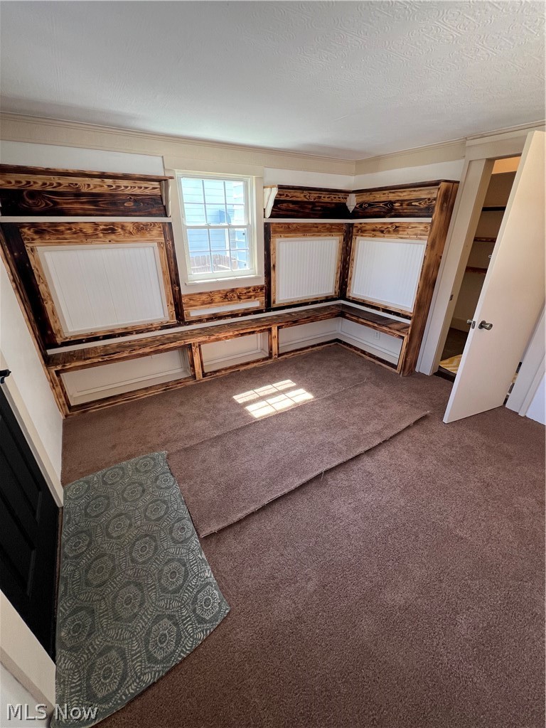 1129 Avon Street Property Photo 14
