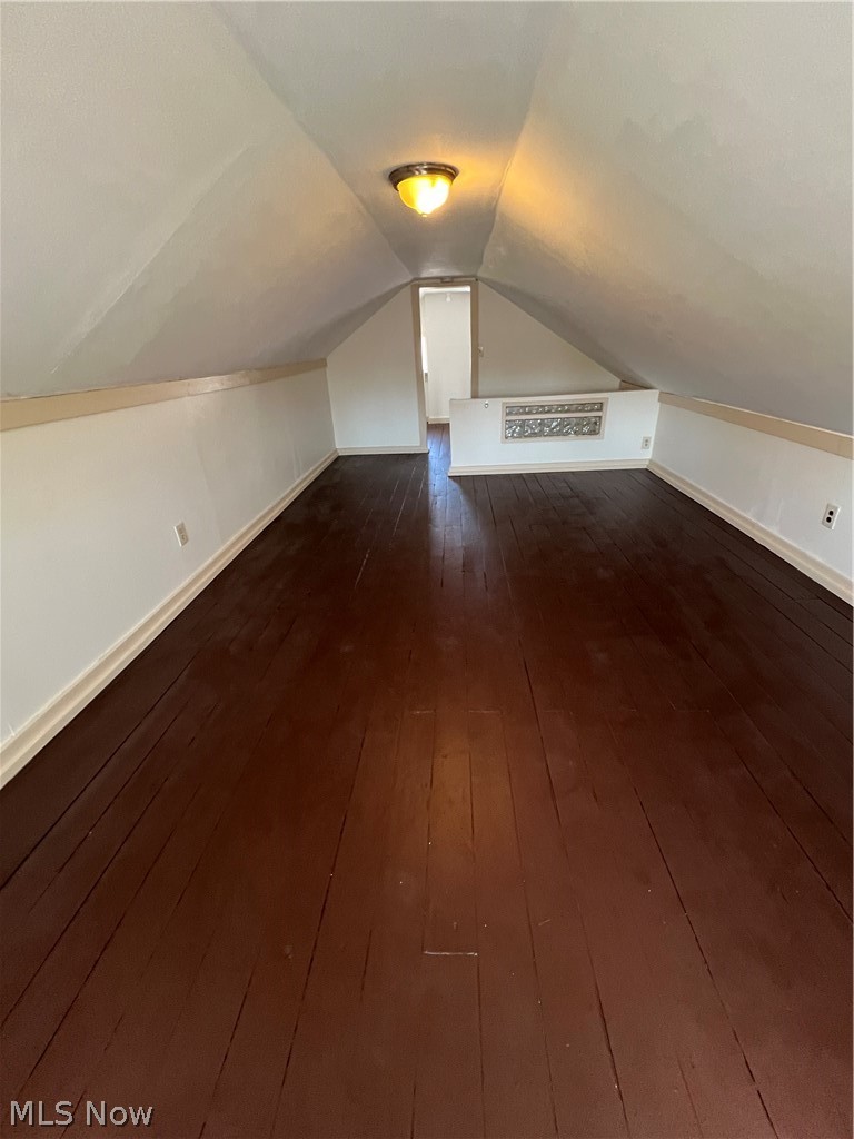 1129 Avon Street Property Photo 26