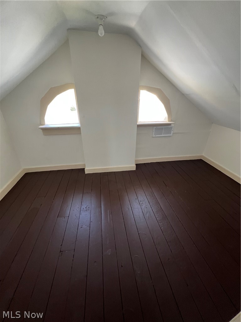 1129 Avon Street Property Photo 27