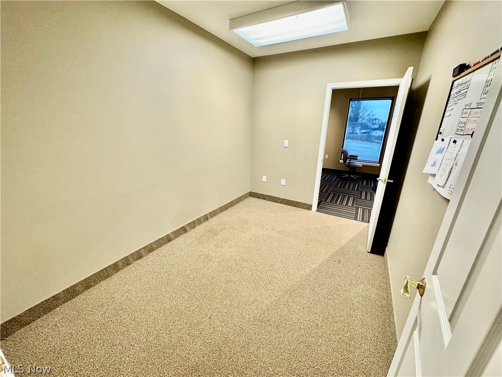 4720 Everhard Road Nw Property Photo 23